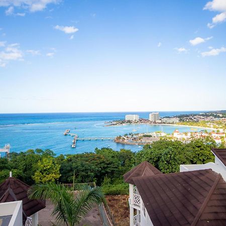 Ferienwohnung Ocho Rios Ocean Front Luxury Studio Sky Castles 24 Hrs Sleeps 2 Exterior foto