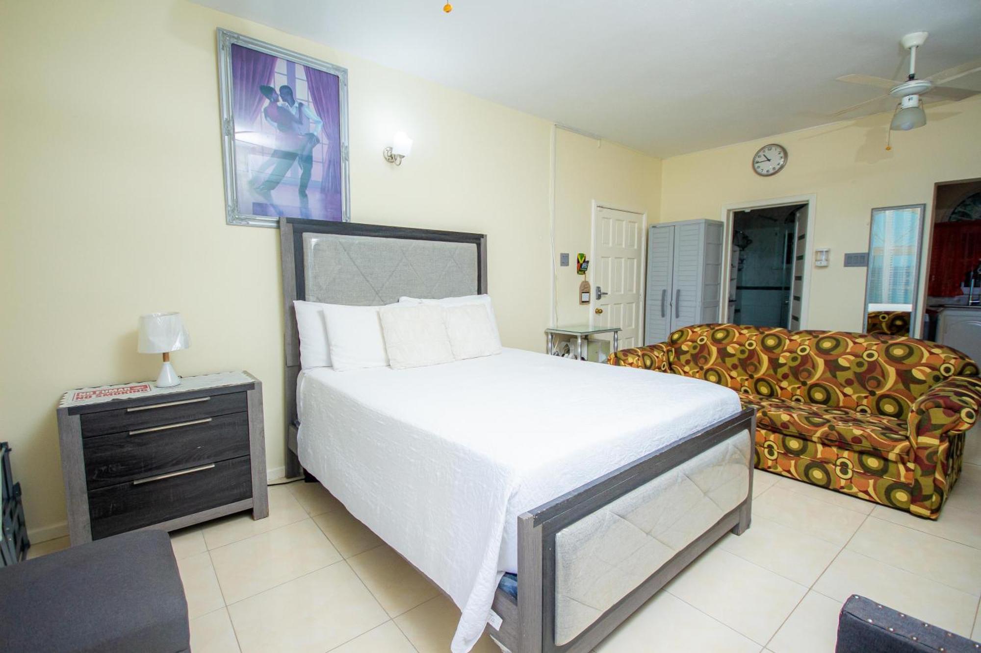 Ferienwohnung Ocho Rios Ocean Front Luxury Studio Sky Castles 24 Hrs Sleeps 2 Exterior foto
